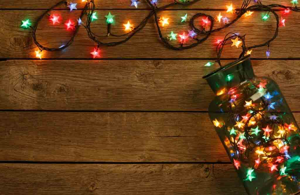 Holiday Electrical Safety: Tips to Light Up Your Des Moines Home Safely